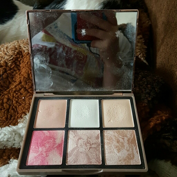 Jasmine La Belle Makeup Jasmine La Belle Highlighting Palette